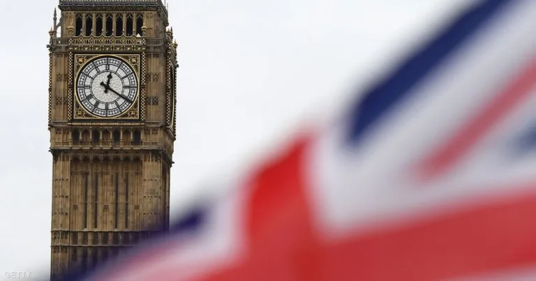 بسبب عضة كلب.. الحكومة البريطانية تحذر مواطنيها من السفر الى المغرب