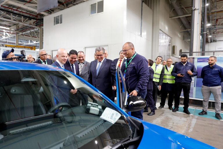 أخنوش: توسعة مصنع “ستيلانتيس” بالقنيطرة تعزز ريادة المغرب في قطاع السيارات
